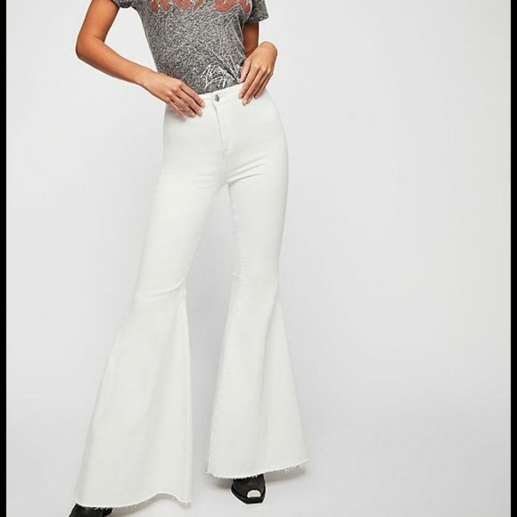 Free People Denim - Free people just float on flare stretch jeans size 28 regular White